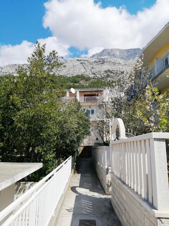 Ria 2 Apartment Baška Voda Екстериор снимка